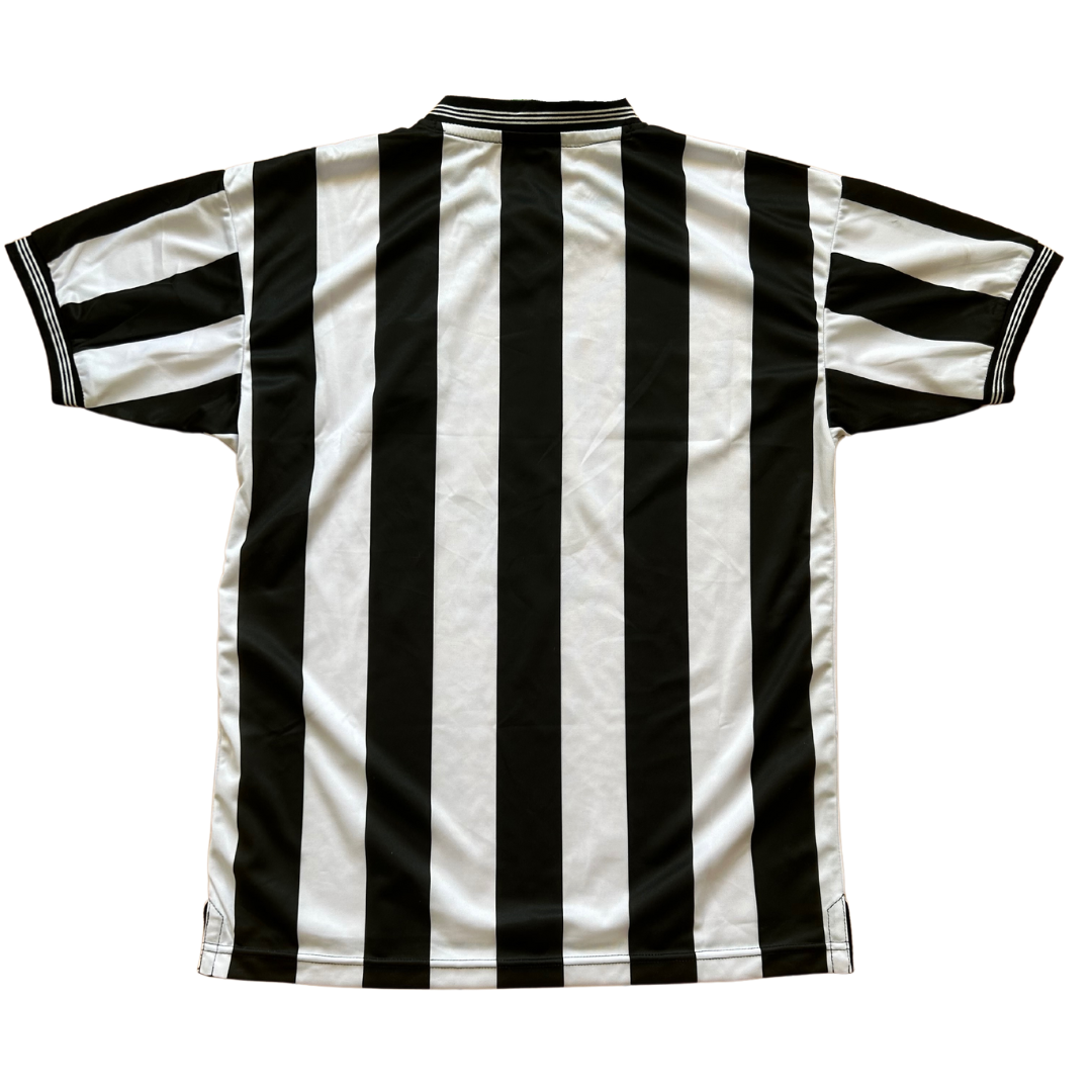 Newcastle 1984 home